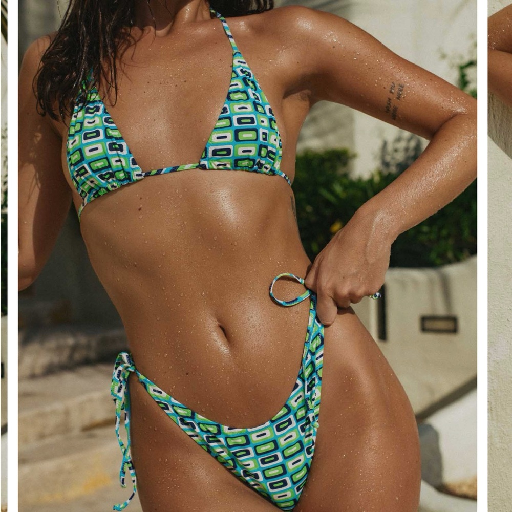 NWT Bright Swimwear bikini